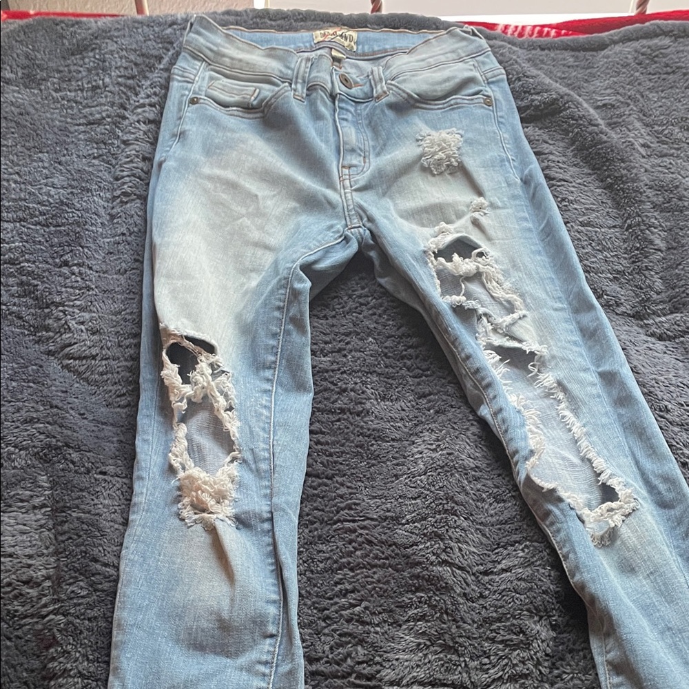 Trendy Ripped Light Blue Women's Skinny Jeans